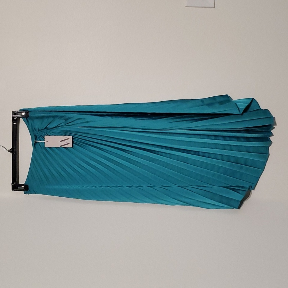 55◼️ WORTHINGTON PLEATED SKIRT